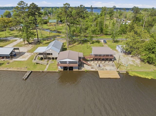 183 Harris, Deridder, LA 70634