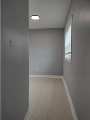 1344 W 98th Place, Chicago, IL 60643