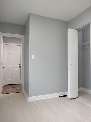 1344 W 98th Place, Chicago, IL 60643