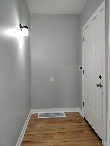 1344 W 98th Place, Chicago, IL 60643