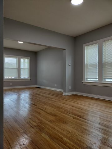 1344 W 98th Place, Chicago, IL 60643