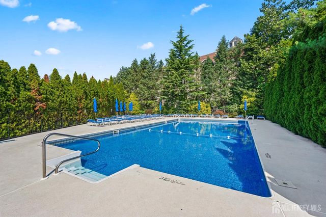 107 Brittany Court, Clifton, NJ 07013