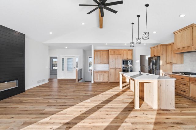 13437 295th Avenue NW, Princeton, MN 55371