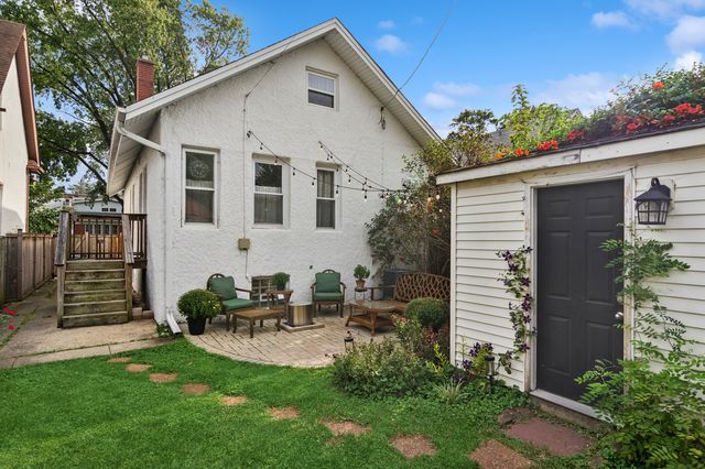 4834 W Cullom Avenue, Chicago, IL 60641