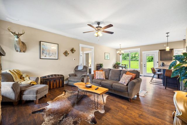 233 Schollsville Road, Winchester, KY 40391