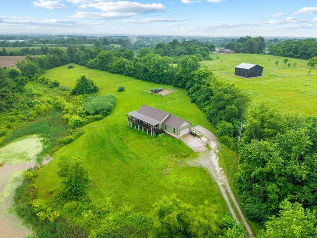 233 Schollsville Road, Winchester, KY 40391