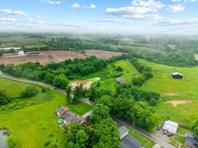 233 Schollsville Road, Winchester, KY 40391