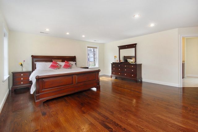 742 Main Street, Acton, MA 01720