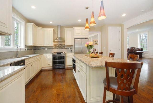 742 Main Street, Acton, MA 01720