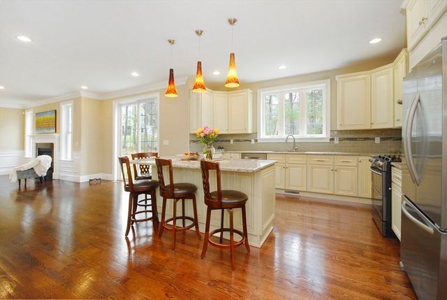 742 Main Street, Acton, MA 01720