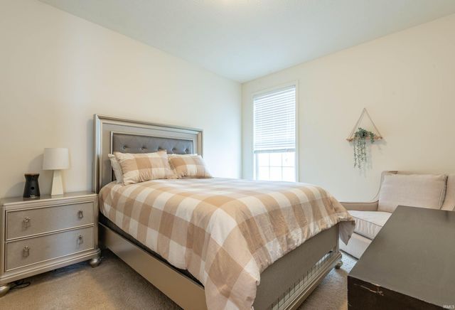 236 S Cave Creek Drive, Bloomington, IN 47403