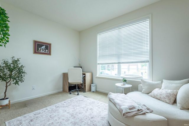 236 S Cave Creek Drive, Bloomington, IN 47403