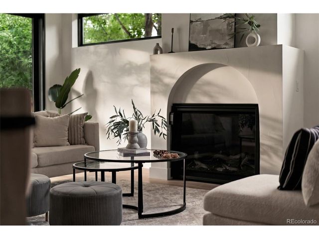 357 S Franklin St, Denver, CO 80209