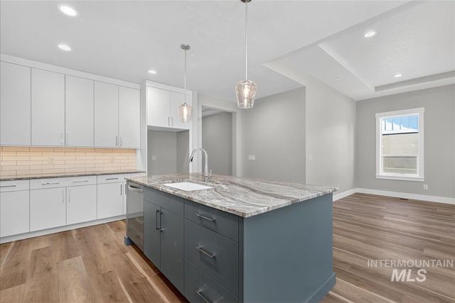 461 Hidden Mill Ct, Middleton, ID 83644