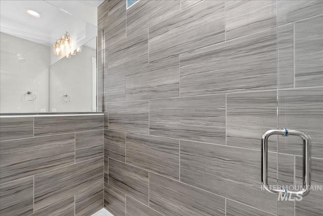 461 Hidden Mill Ct, Middleton, ID 83644