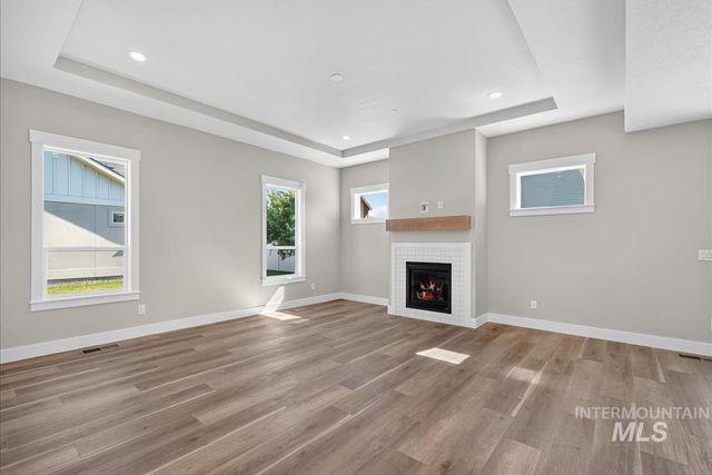 461 Hidden Mill Ct, Middleton, ID 83644