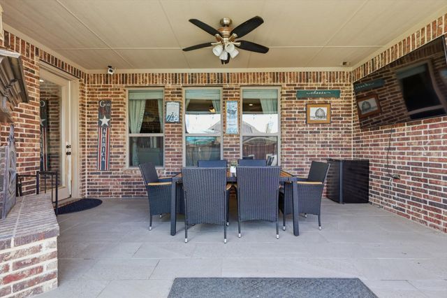509 Autumn Run Drive, Midlothian, TX 76065