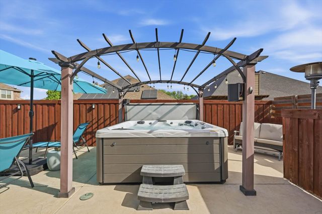 509 Autumn Run Drive, Midlothian, TX 76065