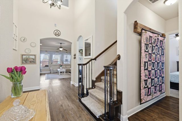 509 Autumn Run Drive, Midlothian, TX 76065