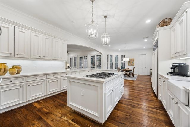 531 Three Corners Drive, Houston, TX 77024