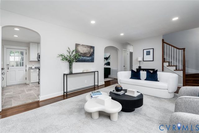 5802 S Crestwood Ave, Henrico, VA 23226