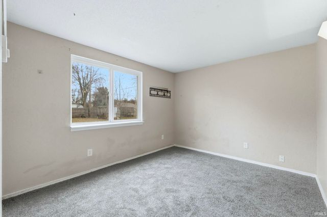 3627 Plaza Drive, Fort Wayne, IN 46806