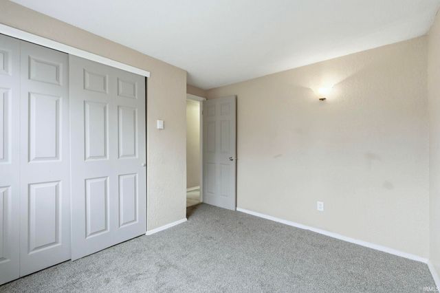 3627 Plaza Drive, Fort Wayne, IN 46806