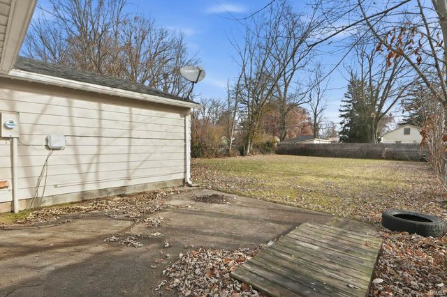 3627 Plaza Drive, Fort Wayne, IN 46806