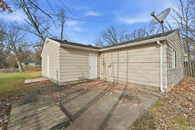 3627 Plaza Drive, Fort Wayne, IN 46806