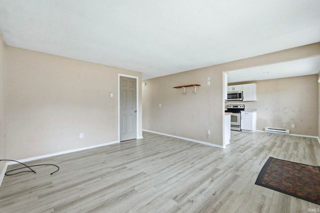 3627 Plaza Drive, Fort Wayne, IN 46806