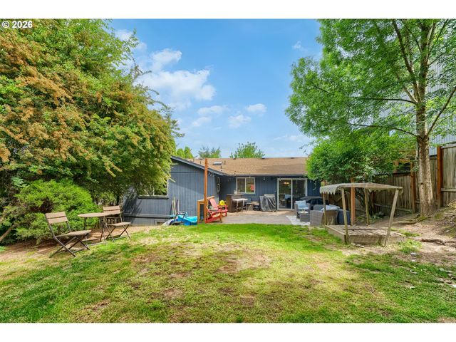 6213 Sw 33rd Pl, Portland, OR 97239
