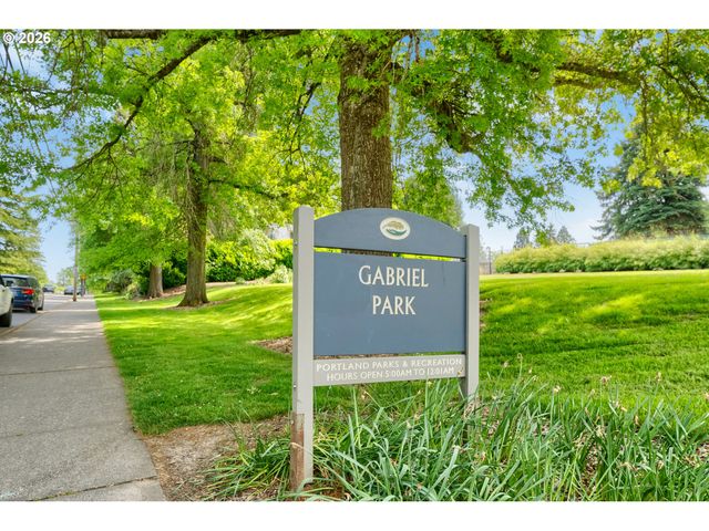 6213 Sw 33rd Pl, Portland, OR 97239