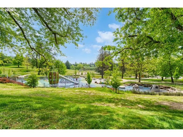 6213 Sw 33rd Pl, Portland, OR 97239