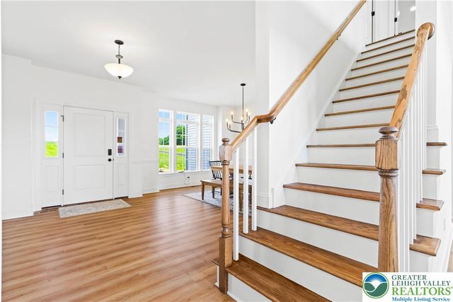 4450 Maple Street 2, North Whitehall Twp, PA 18078