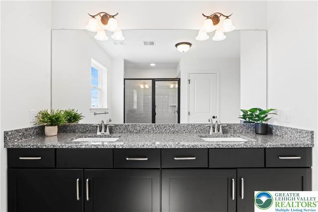 4450 Maple Street 2, North Whitehall Twp, PA 18078