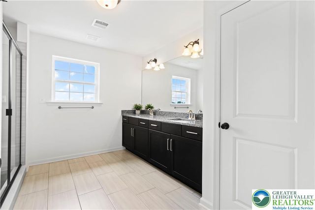 4450 Maple Street 2, North Whitehall Twp, PA 18078