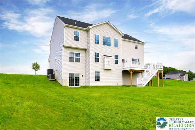 4450 Maple Street 2, North Whitehall Twp, PA 18078