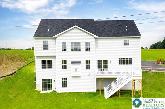 4450 Maple Street 2, North Whitehall Twp, PA 18078