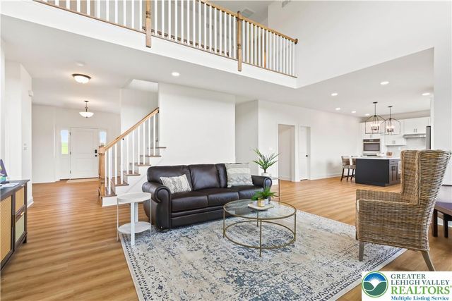 4450 Maple Street 2, North Whitehall Twp, PA 18078