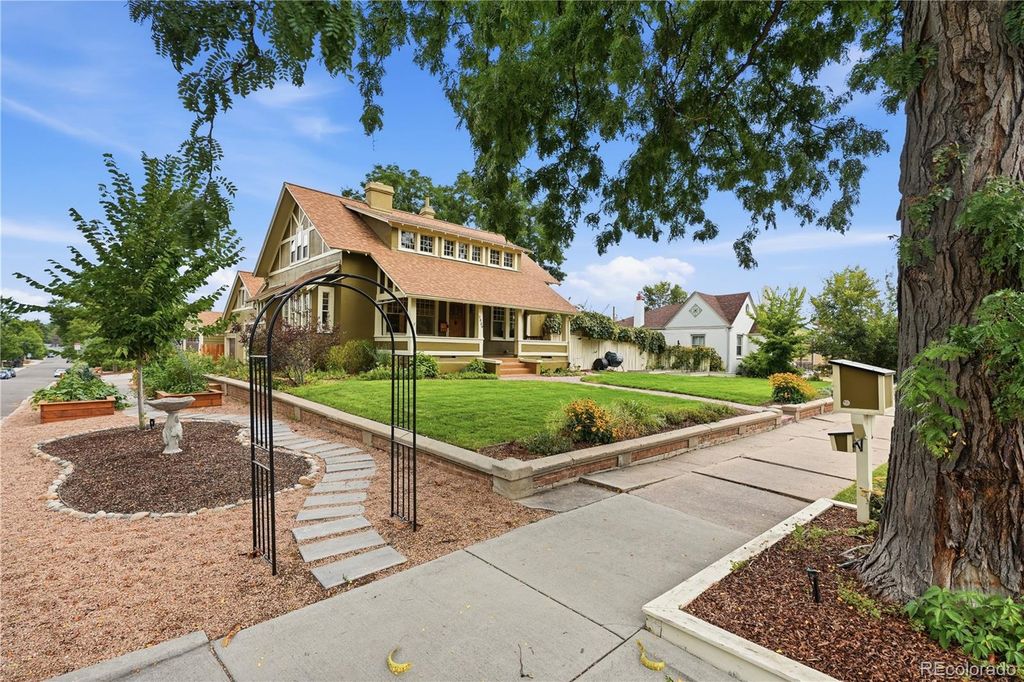 3839 W 46th Avenue, Denver, CO 80211