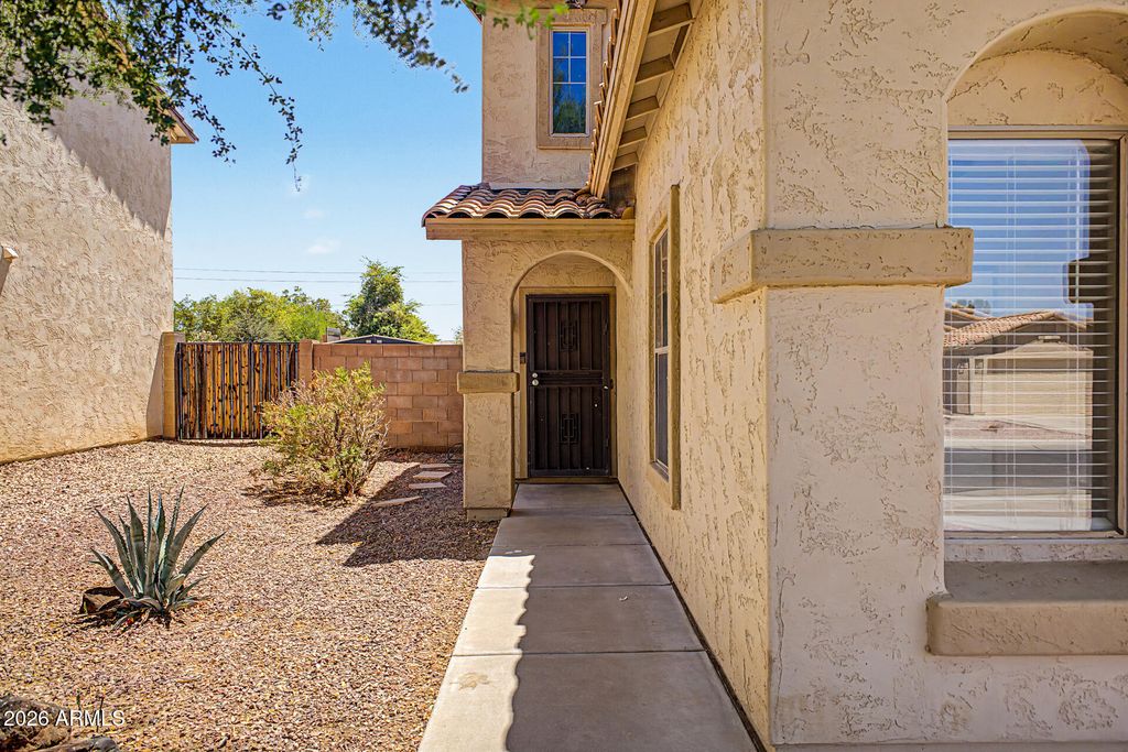 7227 S SUNRISE Way, Buckeye, AZ 85326 — photo 3