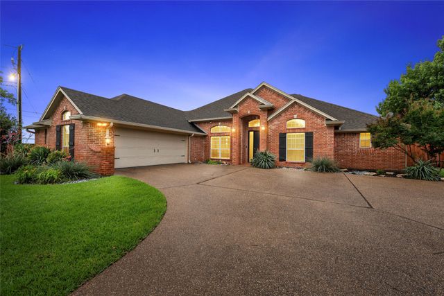 1413 Fossil Ridge Trail, Waco, TX 76712