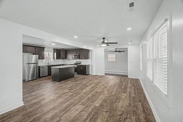 7004 Forest Park Blvd, Hopkinsville, KY 42240