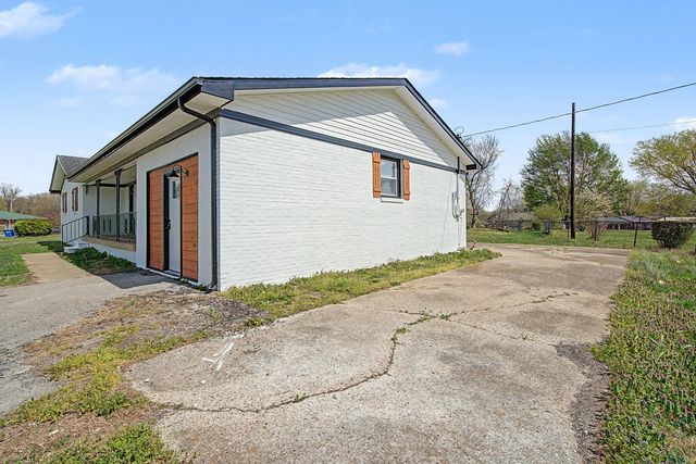 7004 Forest Park Blvd, Hopkinsville, KY 42240