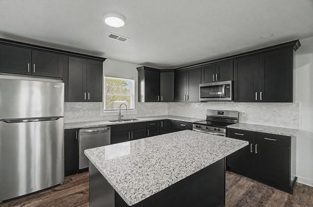 7004 Forest Park Blvd, Hopkinsville, KY 42240