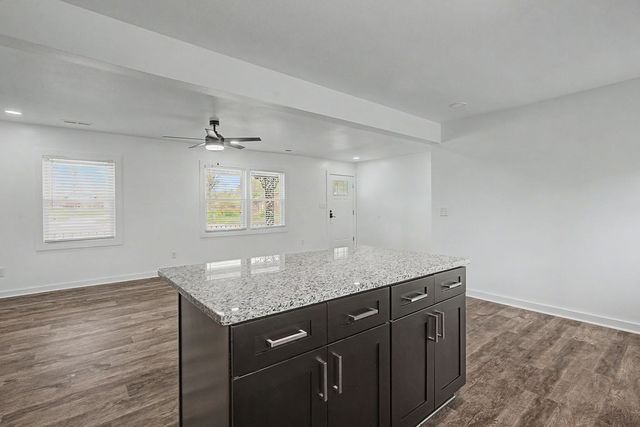 7004 Forest Park Blvd, Hopkinsville, KY 42240