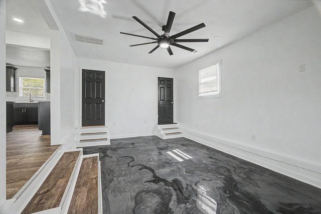 7004 Forest Park Blvd, Hopkinsville, KY 42240