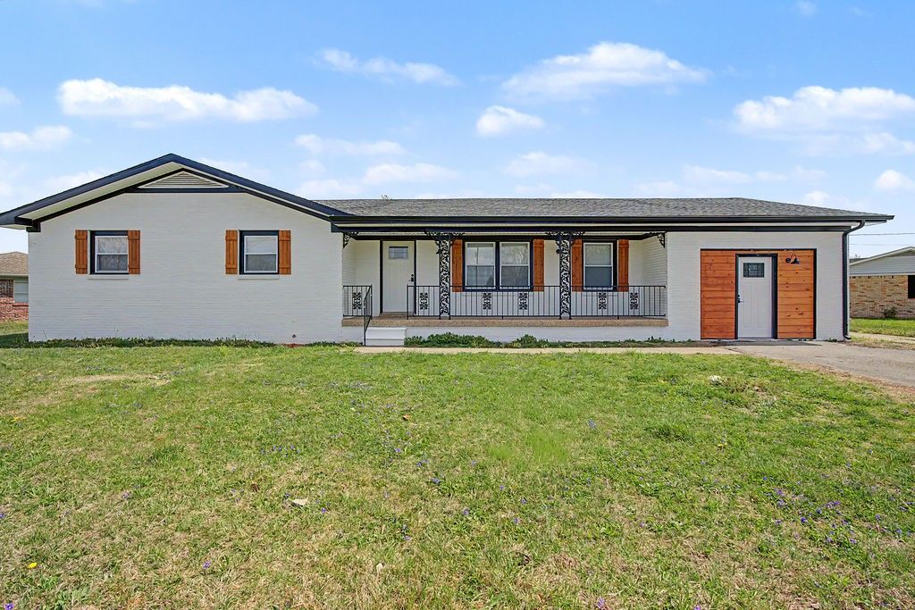 7004 Forest Park Blvd, Hopkinsville, KY 42240