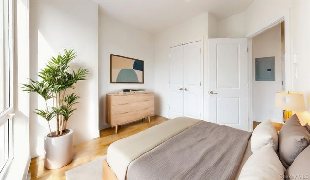 138-28 Queens Boulevard 5B, Briarwood, NY 11435