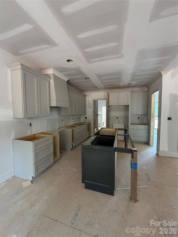 5977 Tipperary Drive, Denver, NC 28037